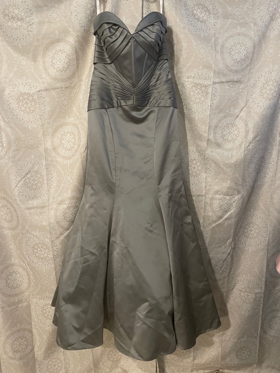 Zac Posen Dresses & Skirts - Zac Posen Silver Strapless Sweetheart Mermaid Gown